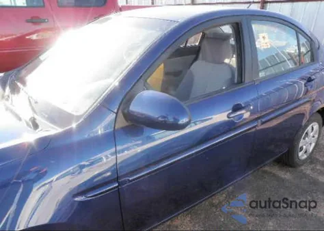 2009 Hyundai Accent Gls from USA, damaged, VIN KMHCN46C39U320292